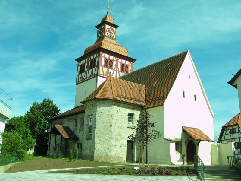 
    
            
                    Evangelische Peter und Paul-Kirche
                
        
